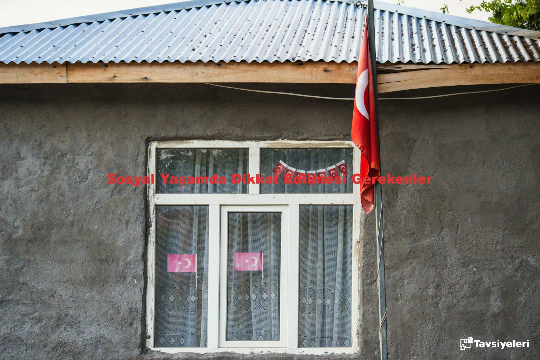 Sosyal Yaşamda Dikkat Edilmesi Gerekenler